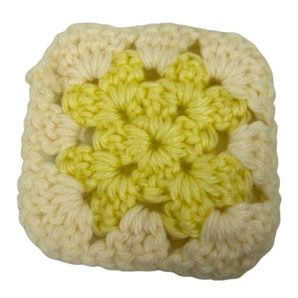 Crochet Granny Square Lot 60+ Squares In Yellow/Blue Crafting Or Blanket Making - Picture 6 of 7